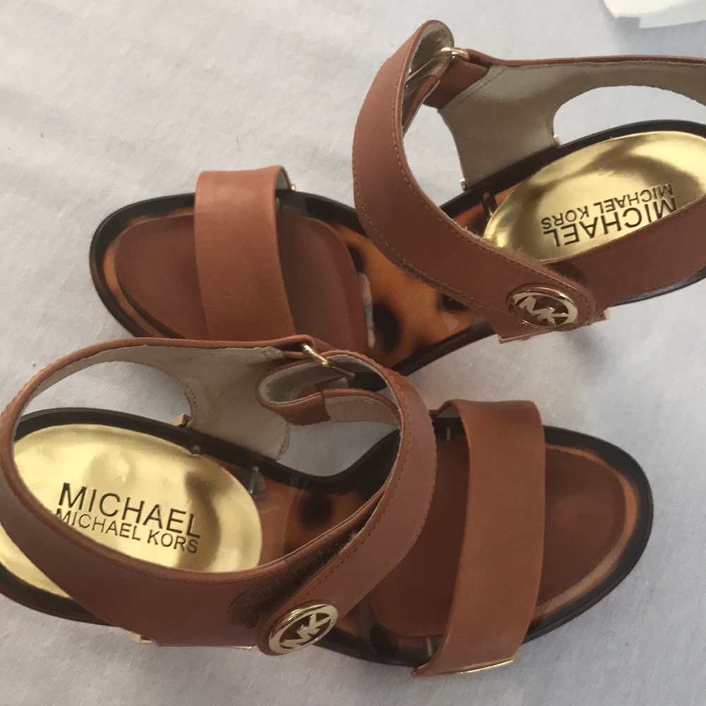 Sandal heels